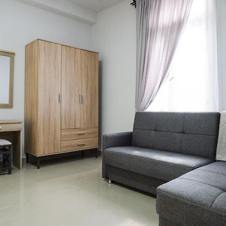 Polytimon, An Athenian Neoclassical Apartment Екстер'єр фото