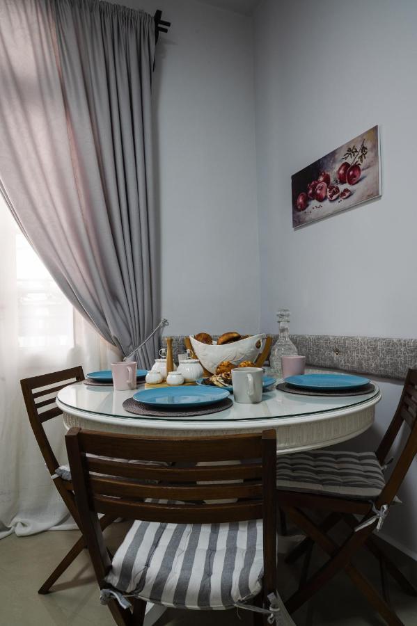 Polytimon, An Athenian Neoclassical Apartment Екстер'єр фото