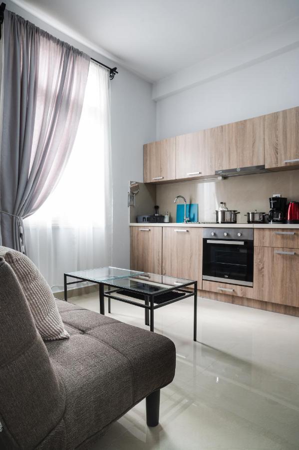 Polytimon, An Athenian Neoclassical Apartment Екстер'єр фото