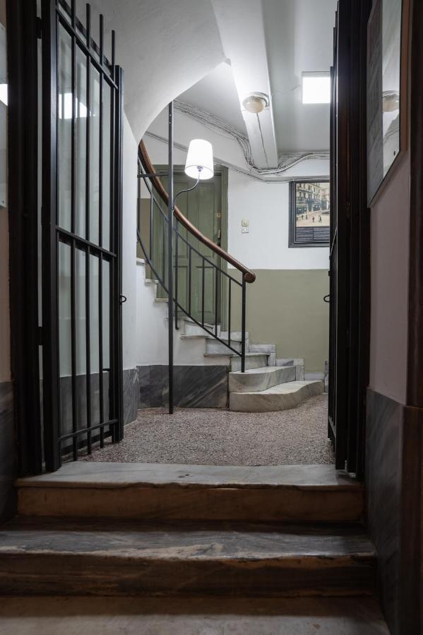 Polytimon, An Athenian Neoclassical Apartment Екстер'єр фото