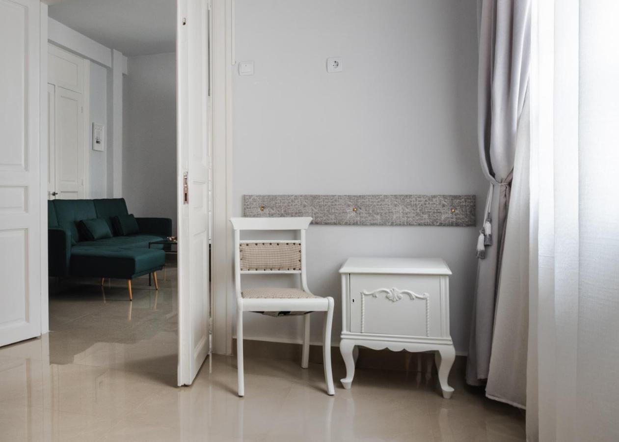 Polytimon, An Athenian Neoclassical Apartment Екстер'єр фото
