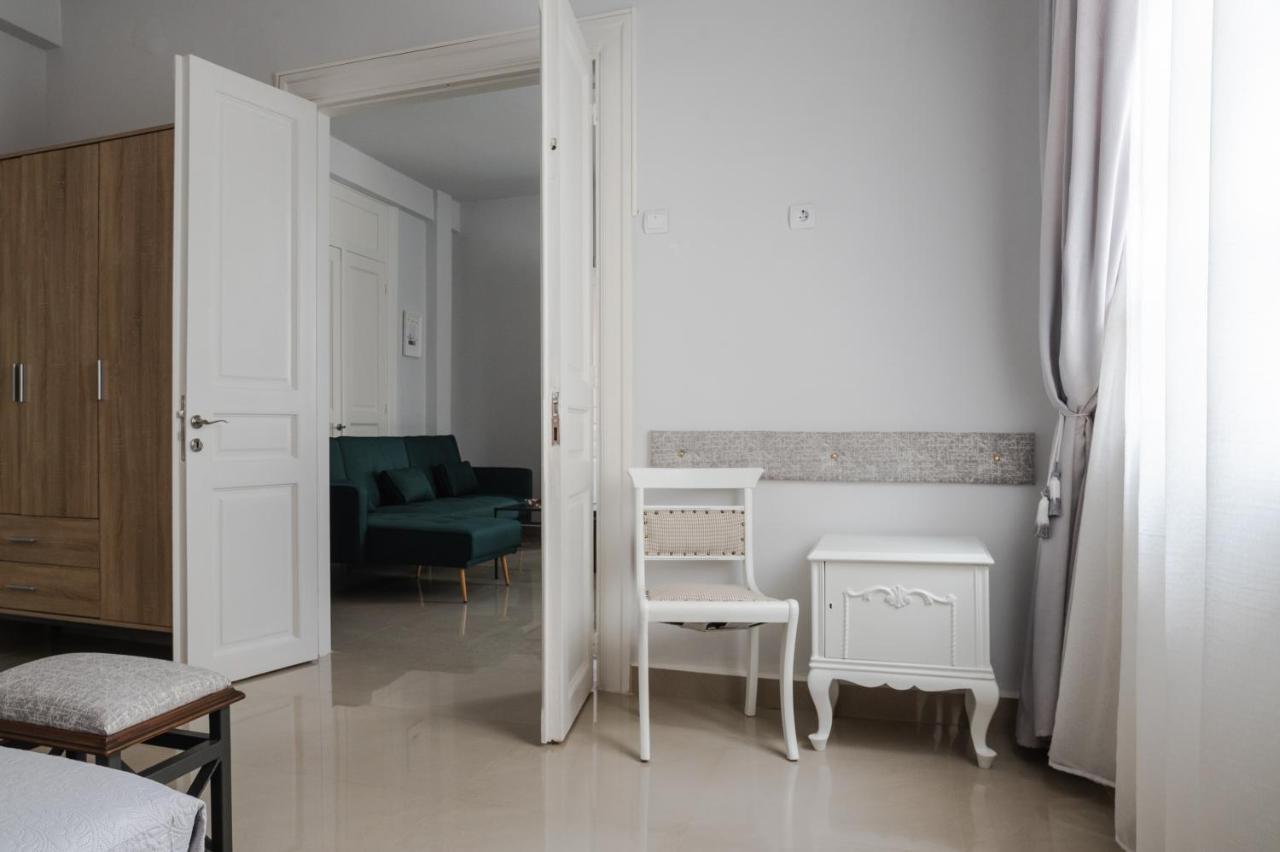 Polytimon, An Athenian Neoclassical Apartment Екстер'єр фото