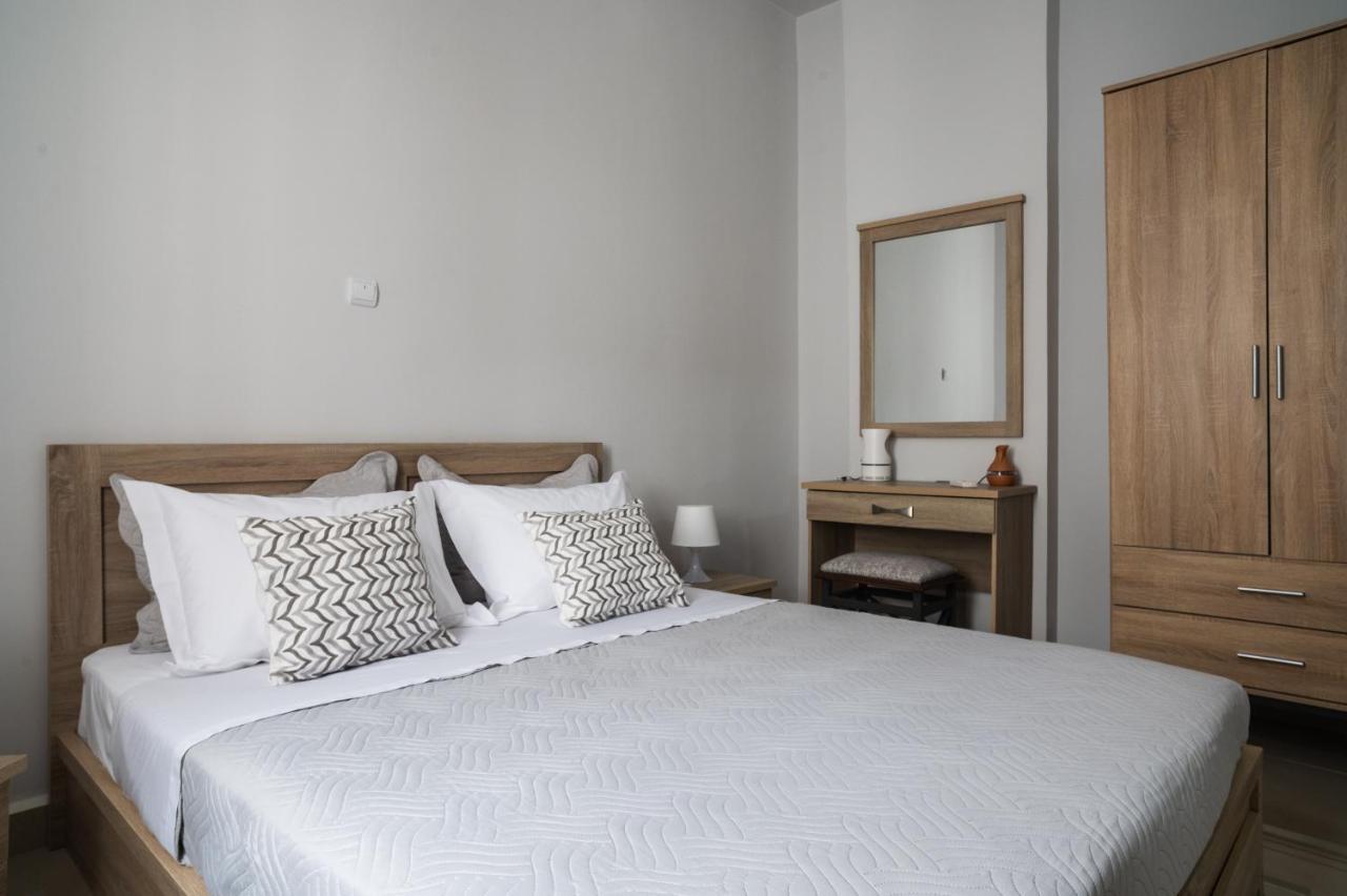 Polytimon, An Athenian Neoclassical Apartment Екстер'єр фото